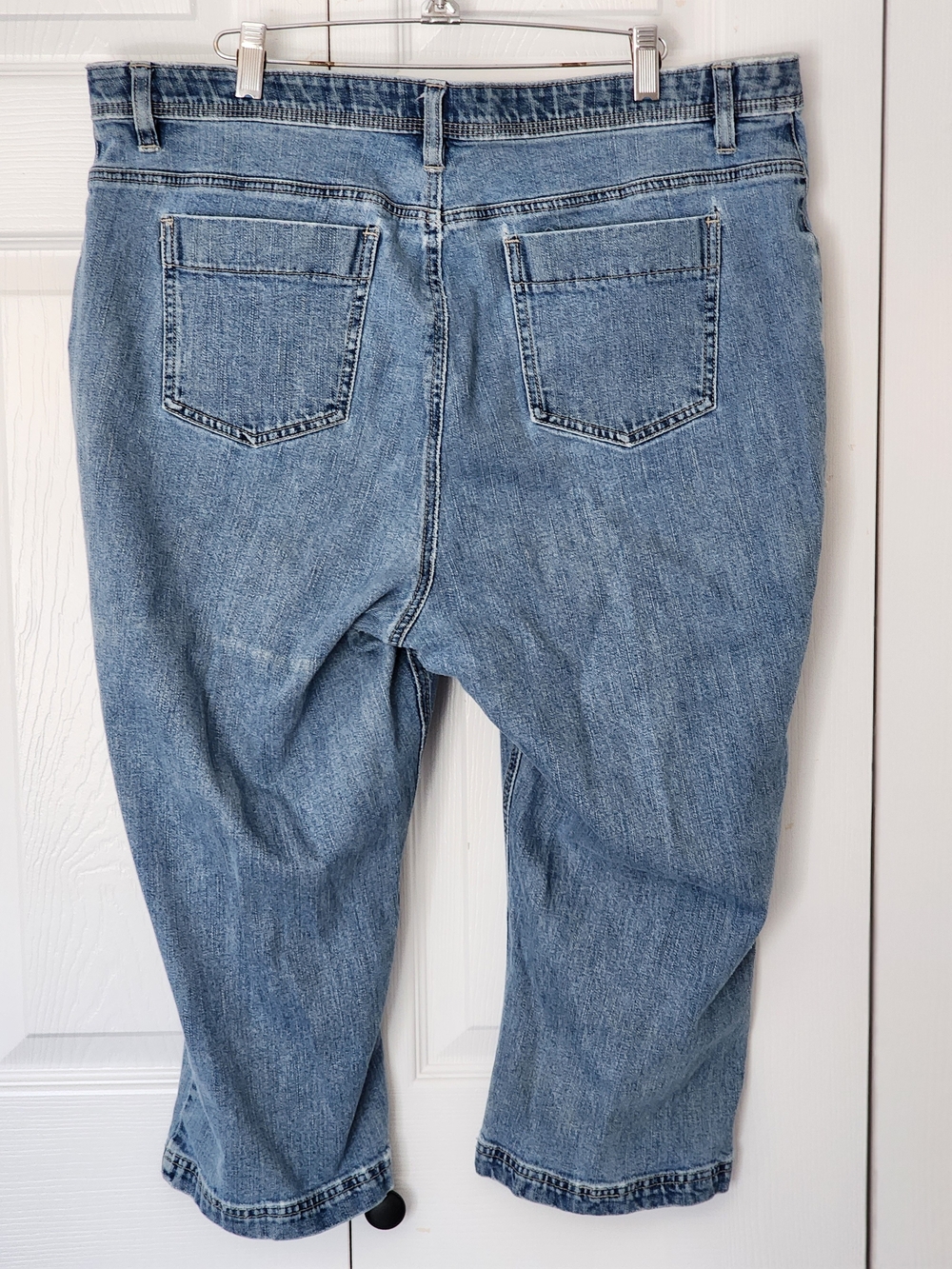 LEE Riders by Light Blue Cropped Denim Capris Plus Size 18W - Picture 5 of 10